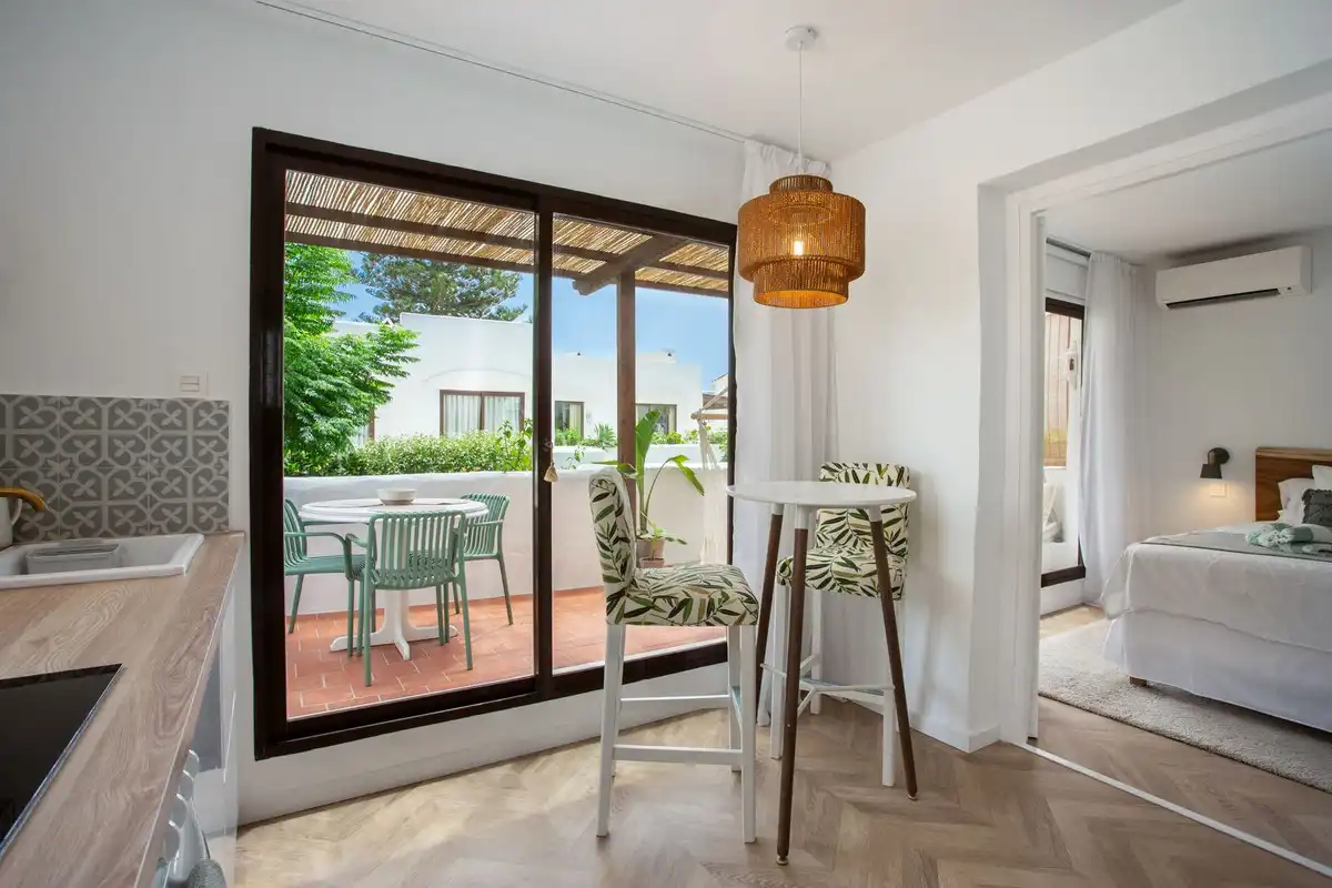 Balcony of Flat for sale in Estepona  with Air Conditioner, Terrace and Community pool