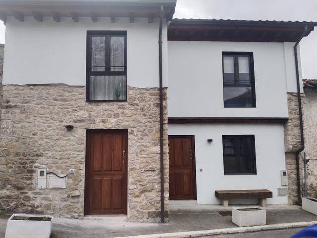 Casa adosada en Alquiler en Molledo