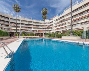 Piscina de Apartament de lloguer en Marbella amb Aire condicionat, Terrassa i Piscina