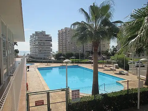 Piscina de Casa adosada en venta en Cullera con Aire acondicionado, Calefacción y Terraza
