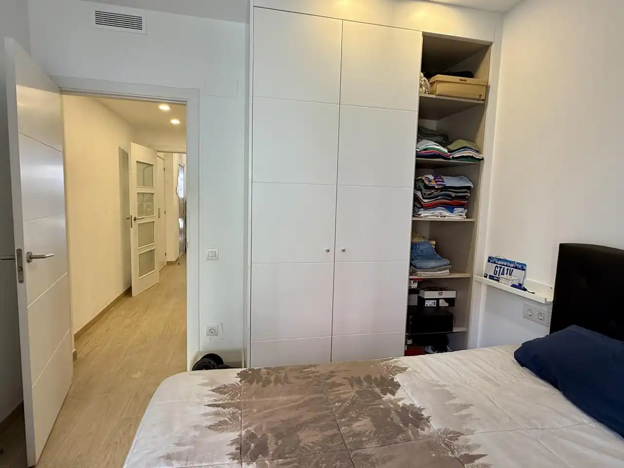 Habitación de Piso en venta en Barcelona con Balcón