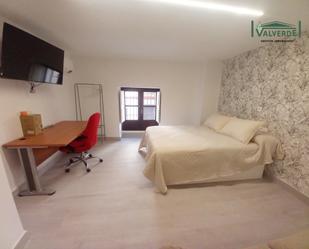 Dormitori de Estudi de lloguer en  Granada Capital amb Aire condicionat, Calefacció i Moblat