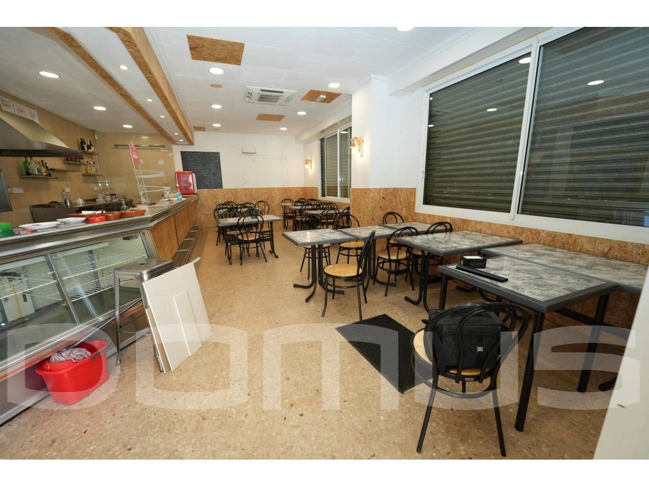 Local en venda en Sant Vicenç Dels Horts amb Aire condicionat