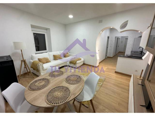 Piso en Alquiler en Plaza España en Saldaña