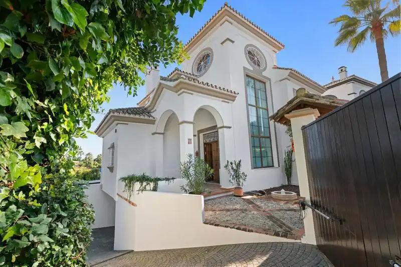 Exterior view of Houses for rent in Marbella  with Air Conditioner, Heating and Private garden