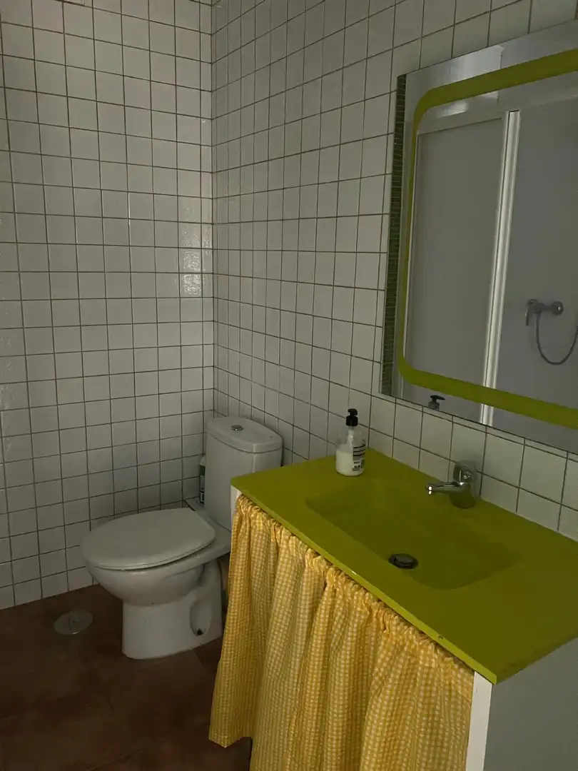 Baño de Piso de alquiler en Ronda con Amueblado