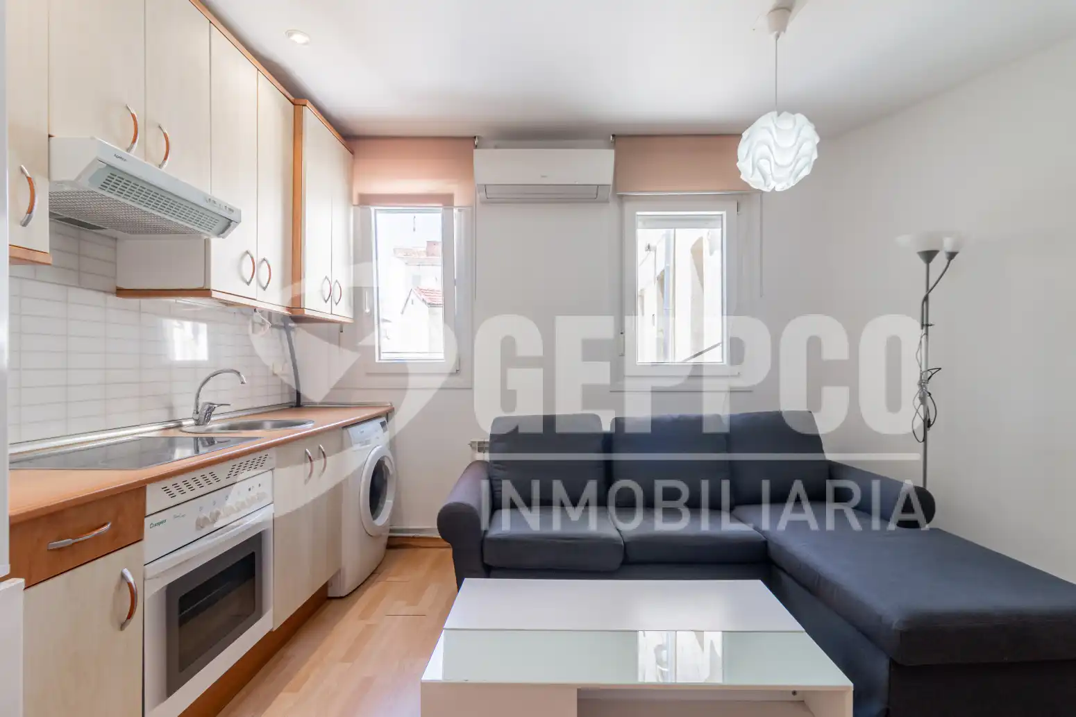 Sala d'estar de Pis en venda en Madrid amb Aire condicionat i Calefacció