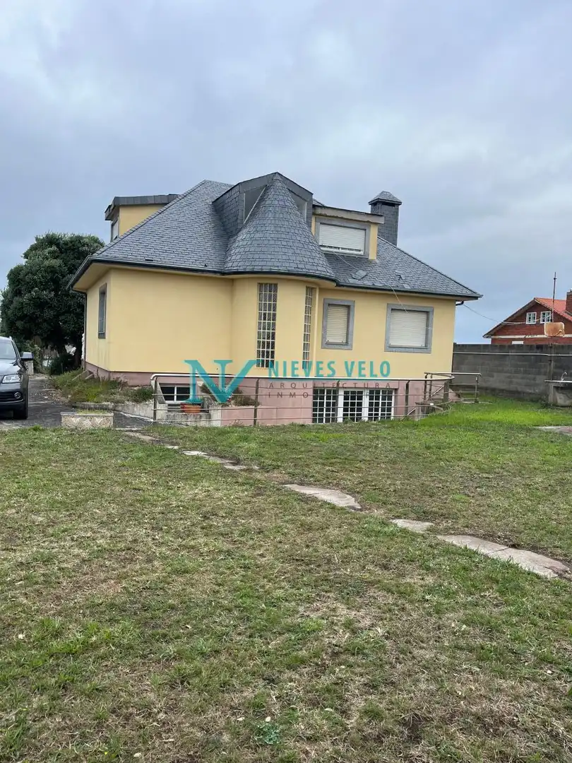 Casa o xalet en venda en Malpica de Bergantiños amb Calefacció