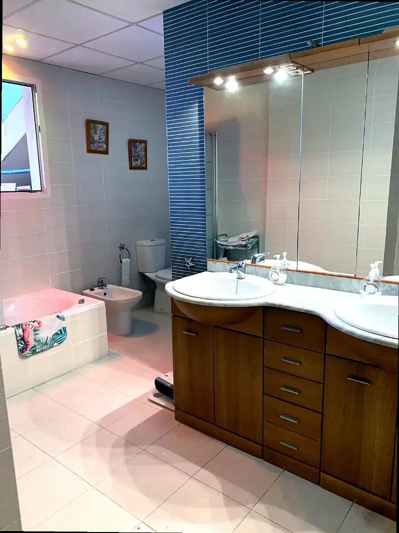 Flat with lift for sale in Carrer Carinyena, imagen 4