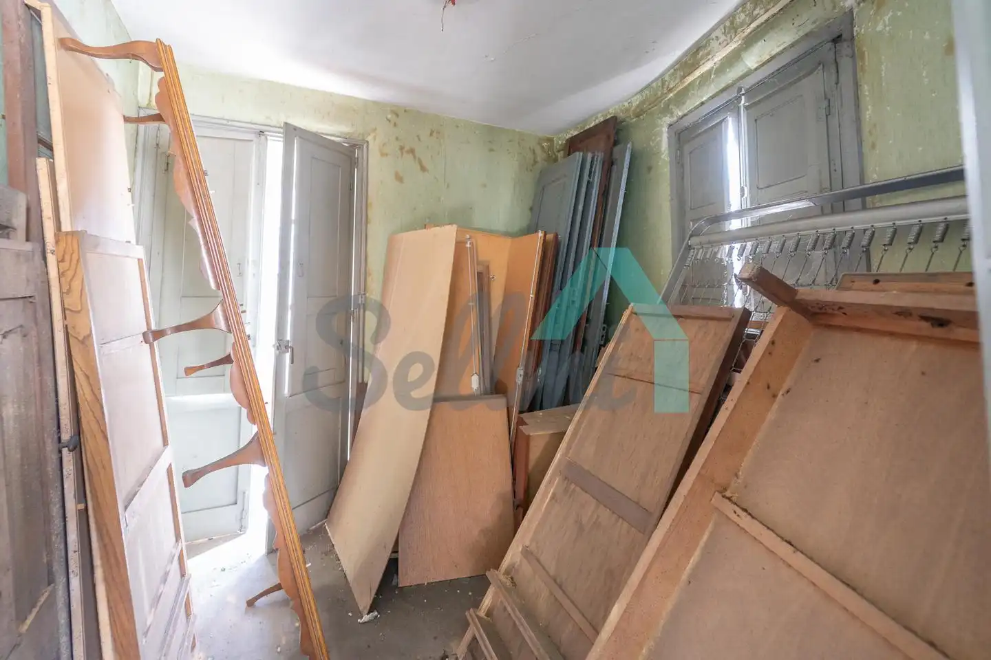 Schlafzimmer von Gebäude zum Verkauf in Nava