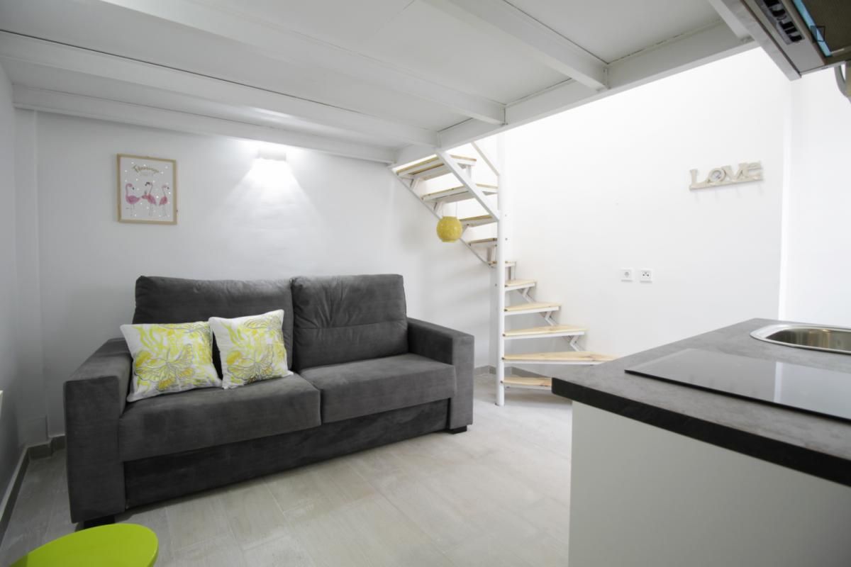 Estudi de lloguer a Zofio