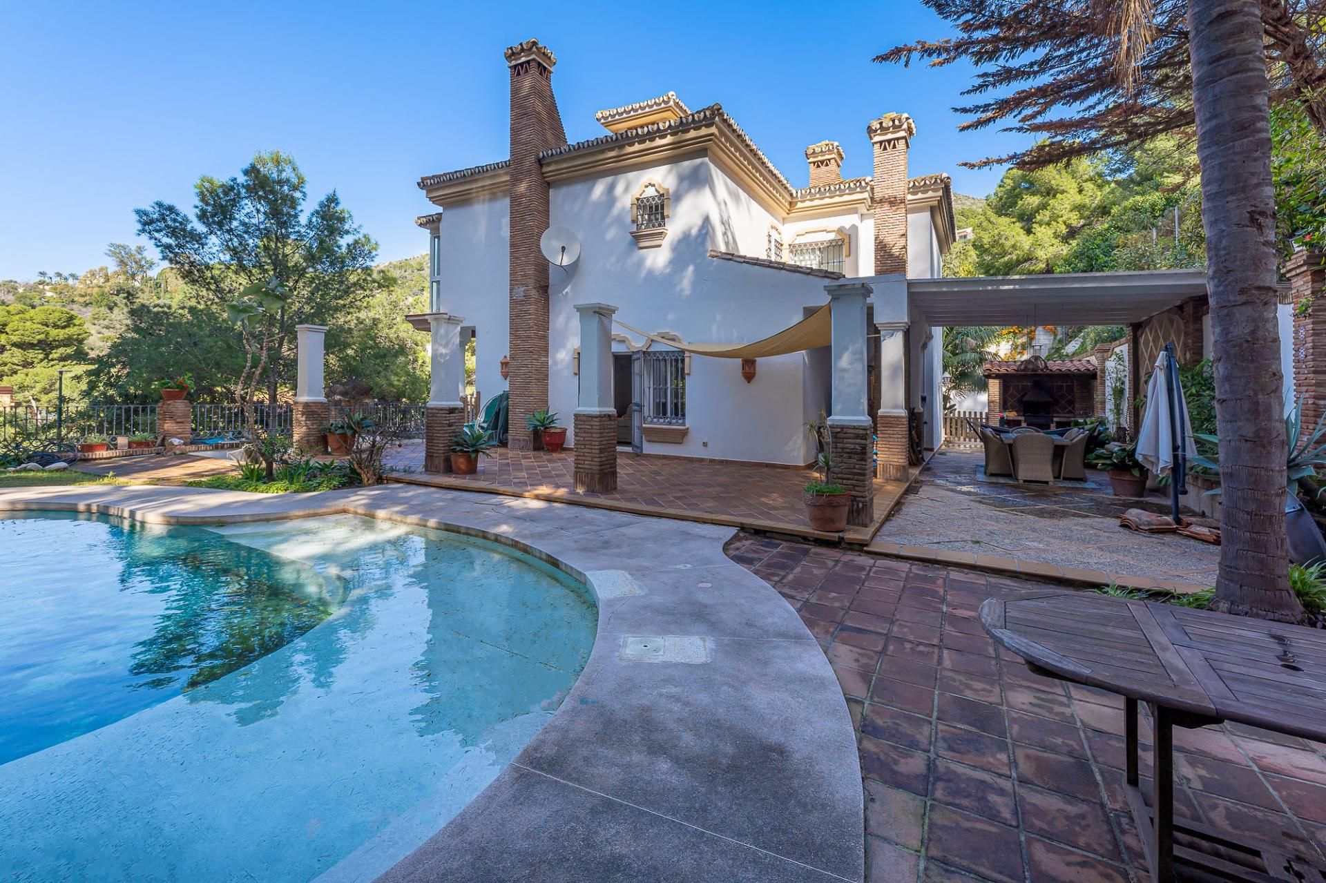 Jardí de Casa o xalet en venda en Málaga Capital amb Aire condicionat, Jardí privat i Moblat