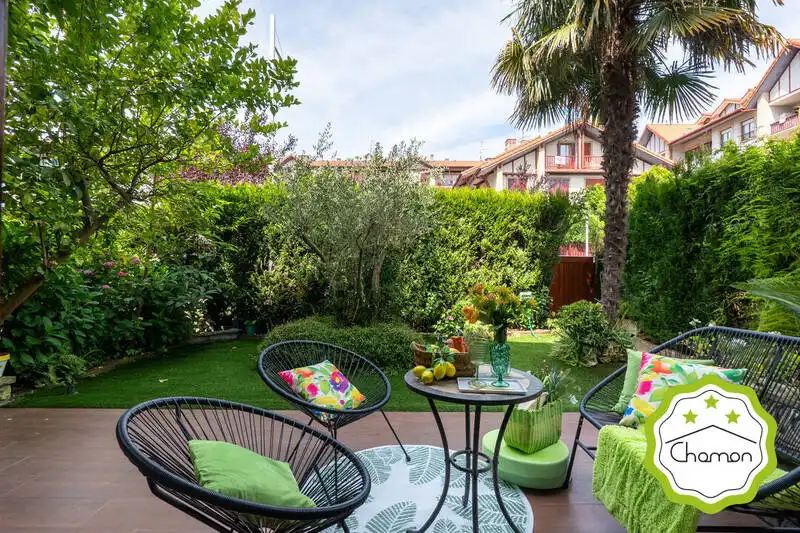 Terraza de Casa o chalet en venta en Arrigorriaga con Jardín privado