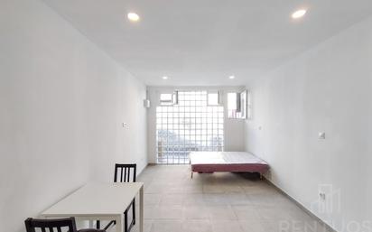 Bedroom of Study for sale in Badalona