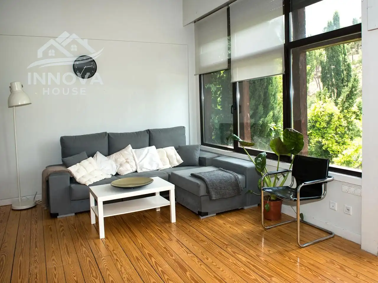 Sala de estar de Piso para compartir en Segovia con Calefacción, Jardín privado y Amueblado