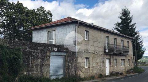 PRECIOSA CASA DE PIEDRA CON MUCHAS OPCIONES DE REFORMA, PLANTA BAJA AMPLIA CON VARIAS ESTANCIAS PLANTA ALTA 4 DORMITORIOS, BAñOS,