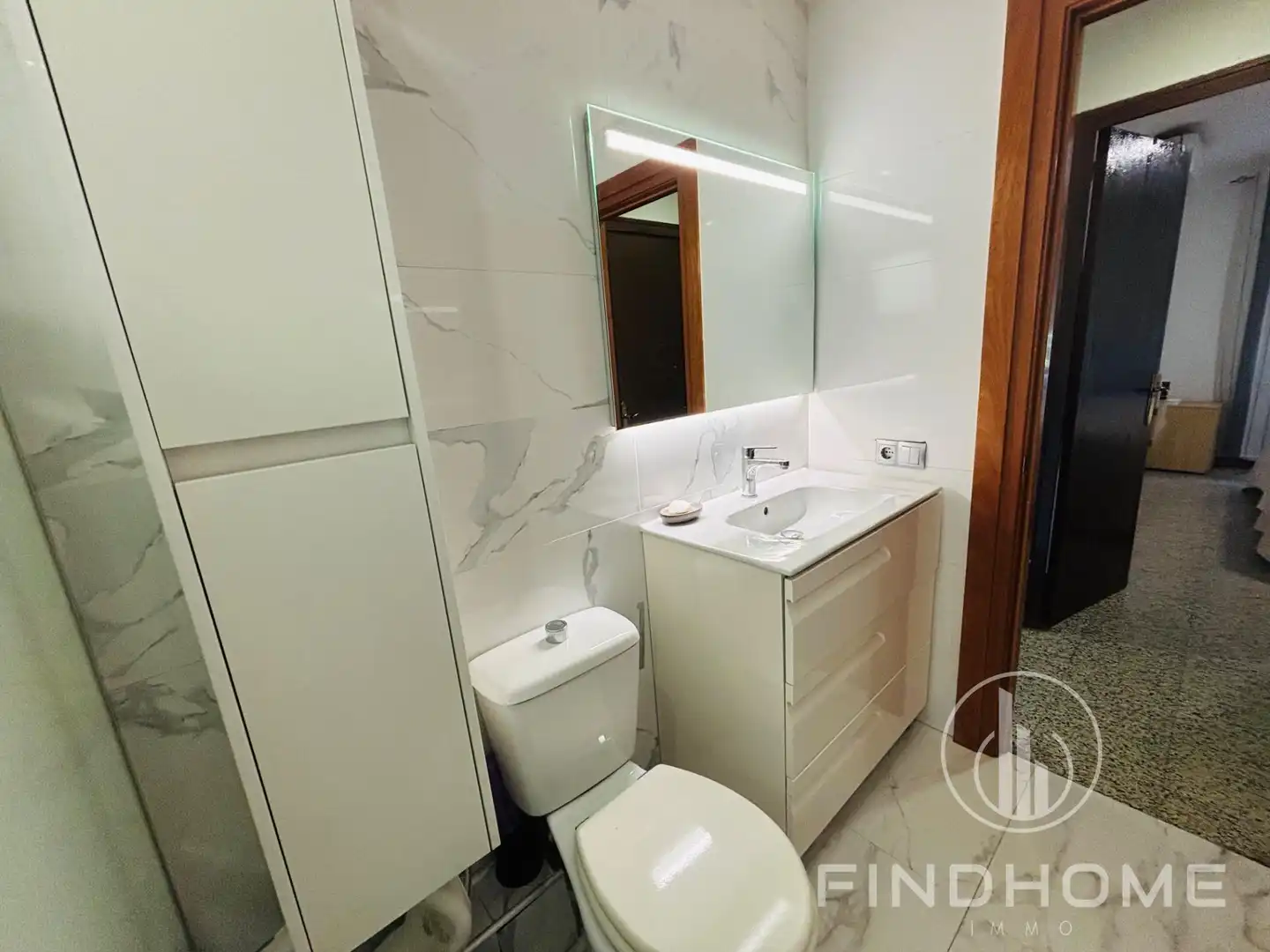 Bathroom of Flat for sale in Olot  with Air Conditioner and Heating