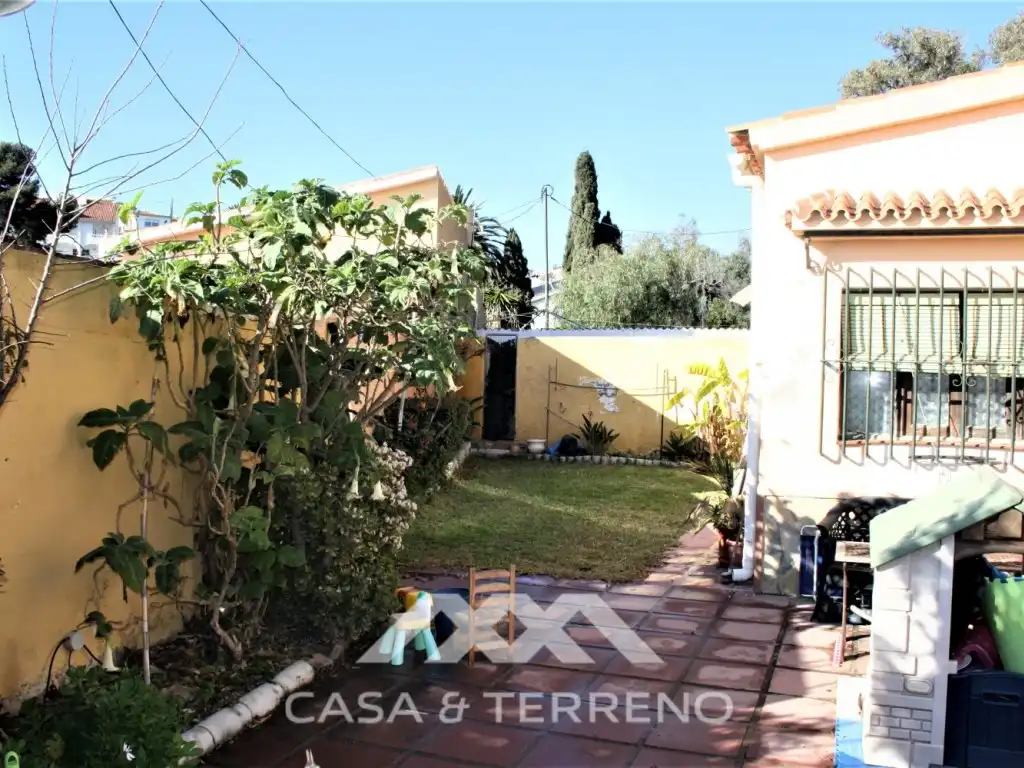 Commercial properties for sale in Benajarafe