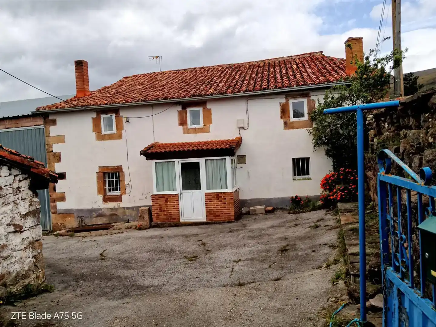 Vista exterior de Casa o chalet en venta en Valdeolea