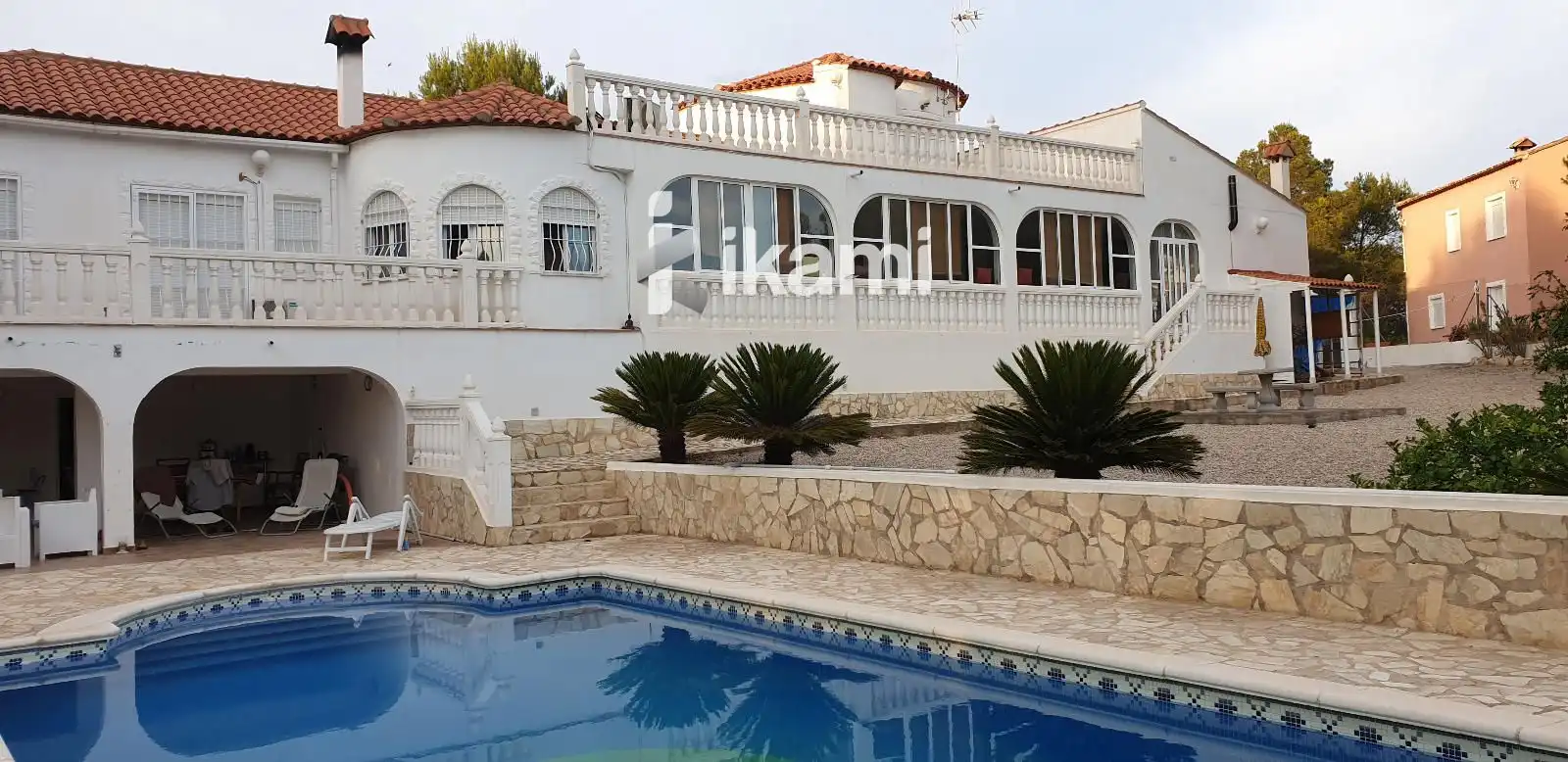 Vista exterior de Casa o chalet en venta en Montroi / Montroy con Calefacción, Terraza y Trastero