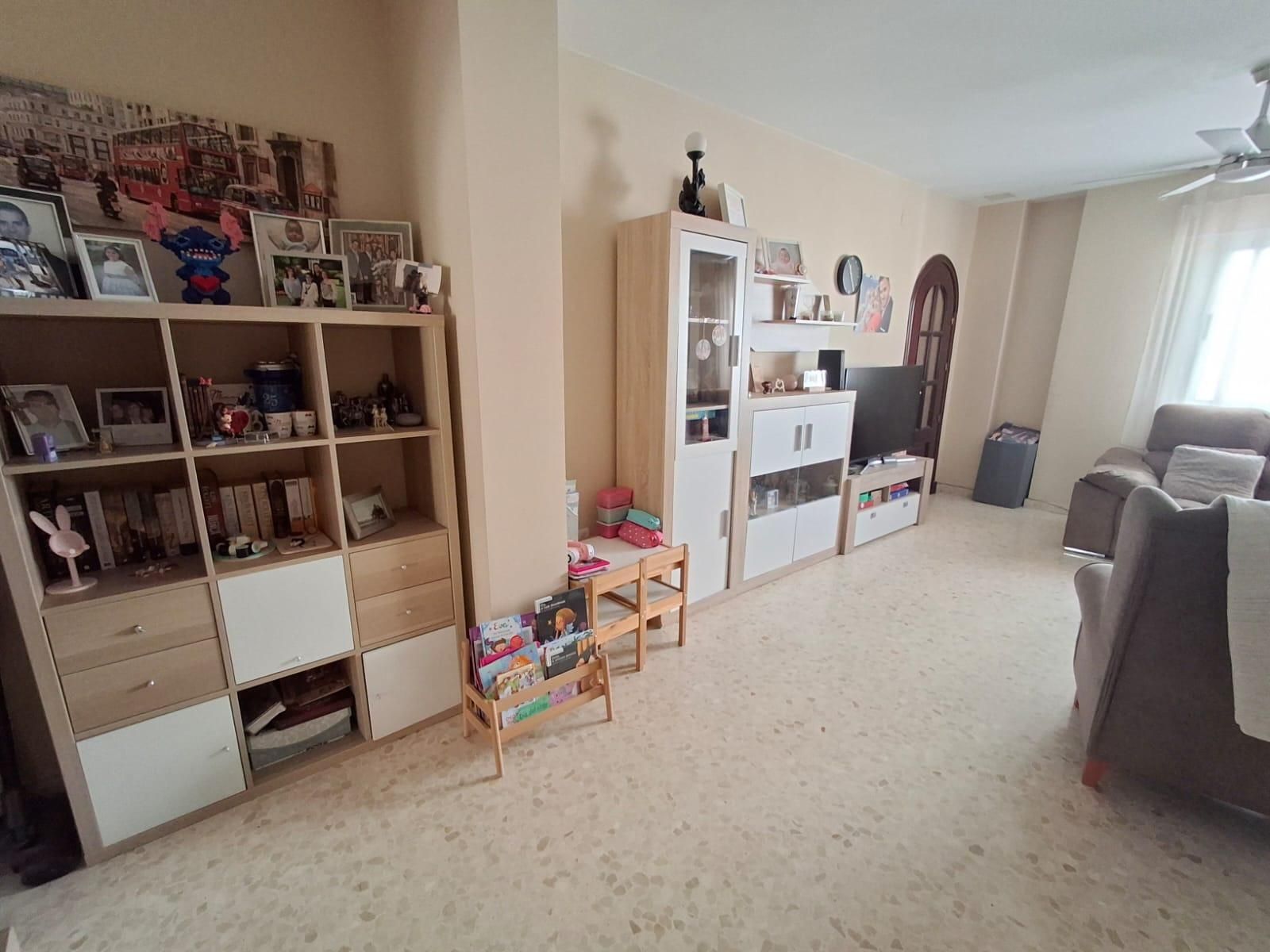 Sala d'estar de Pis en venda en San Fernando amb Aire condicionat i Balcó