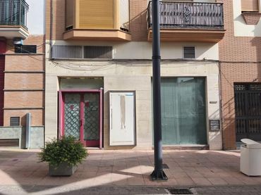 Local comercial en venda a Peligros