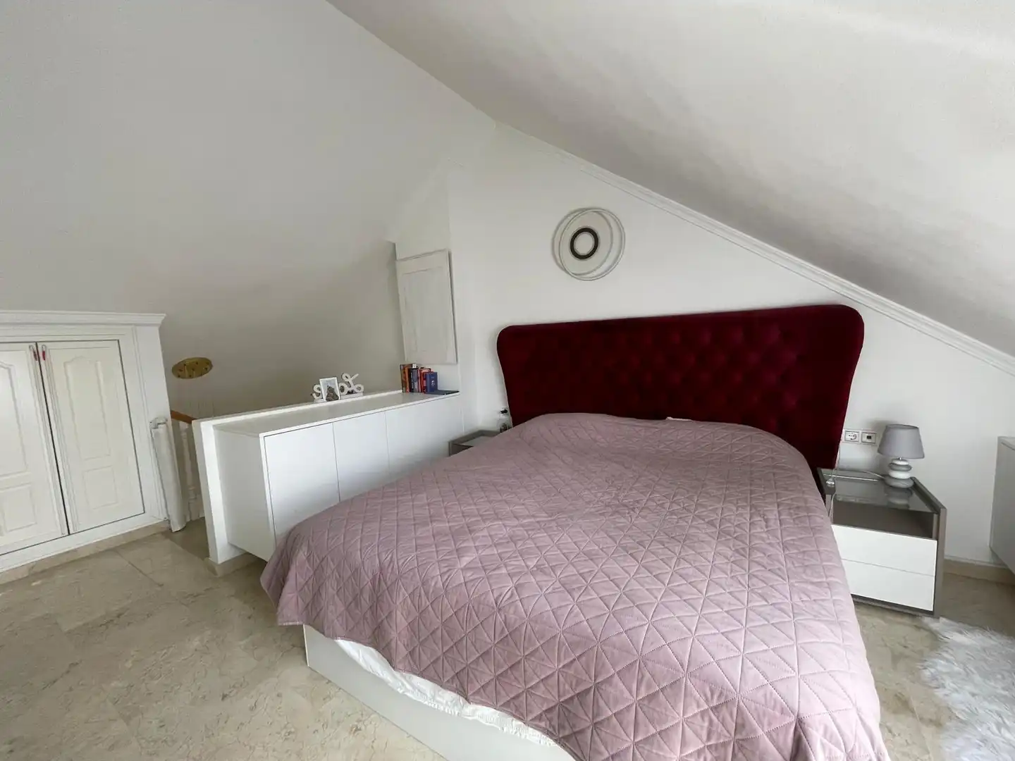 Dormitori de Casa adosada en venda en Mijas amb Aire condicionat, Jardí privat i Terrassa