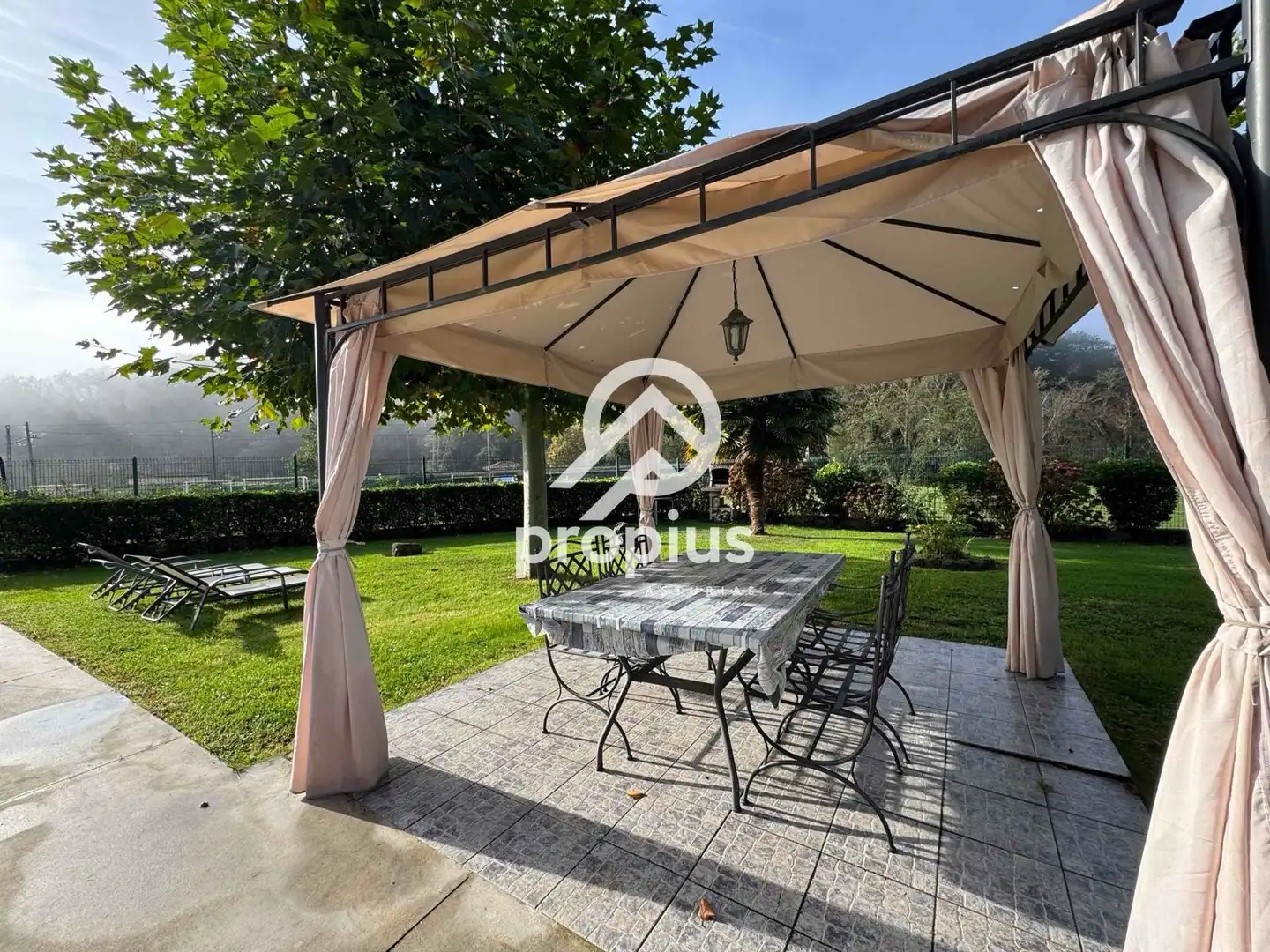 Terraza de Casa o chalet en venta en Parres con Calefacción, Jardín privado y Parquet