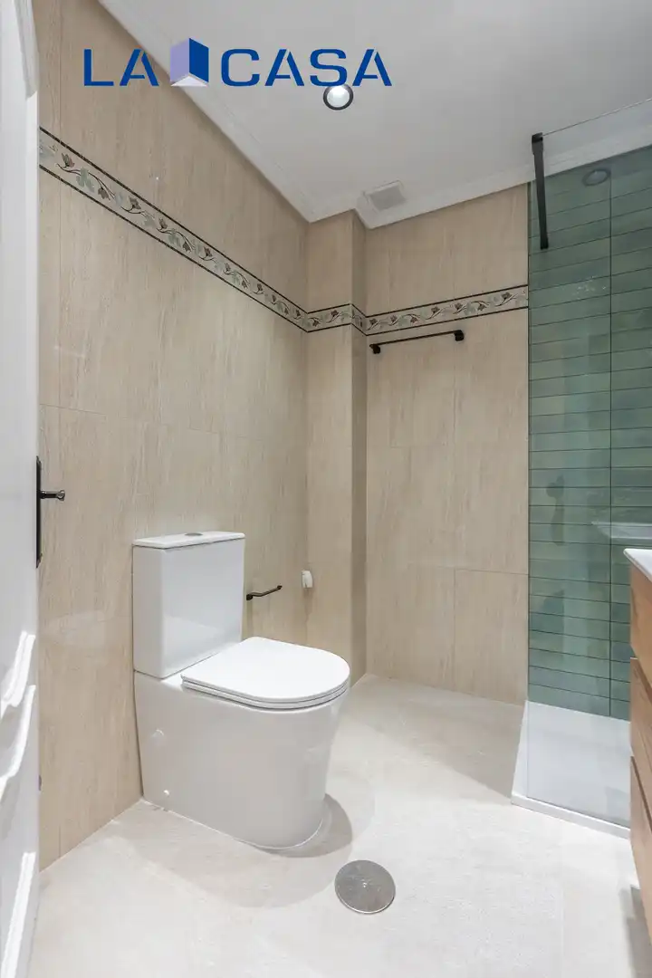 Appartamento con ascensore in vendita a Calle TOMAS BORRAS, imagen 28