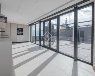 Terrace of Flat for sale in  Madrid Capital  with Air Conditioner, Heating and Private garden