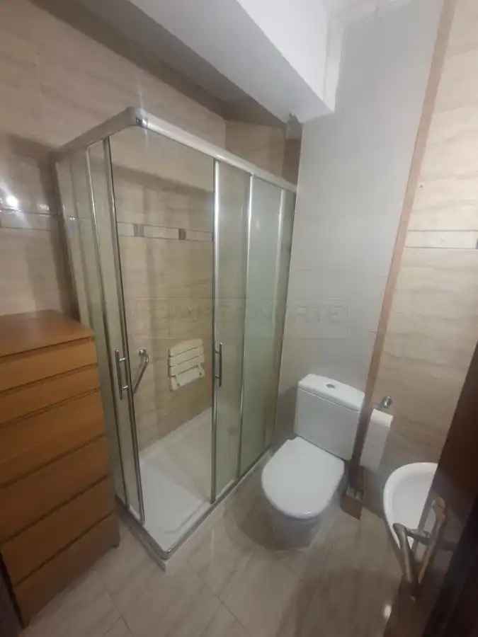 Baño de Piso en venta en Vitoria - Gasteiz con Calefacción, Parquet y Terraza