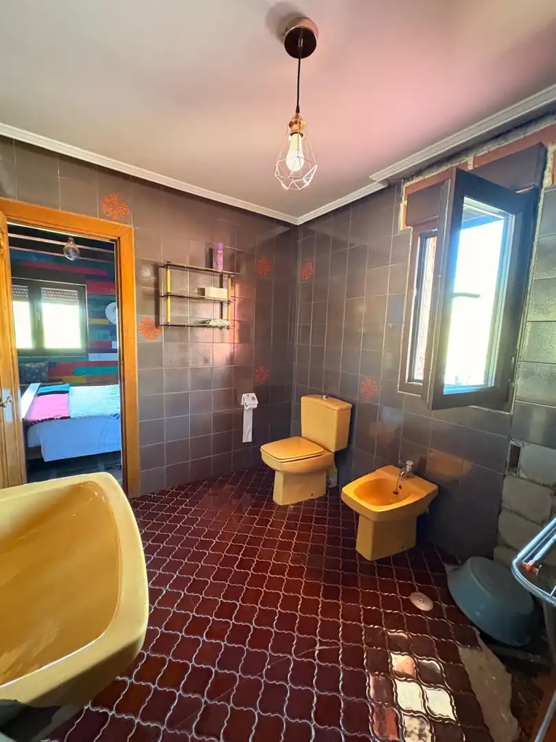 Baño de Casa o chalet en venta en Villamanín con Calefacción, Jardín privado y Parquet