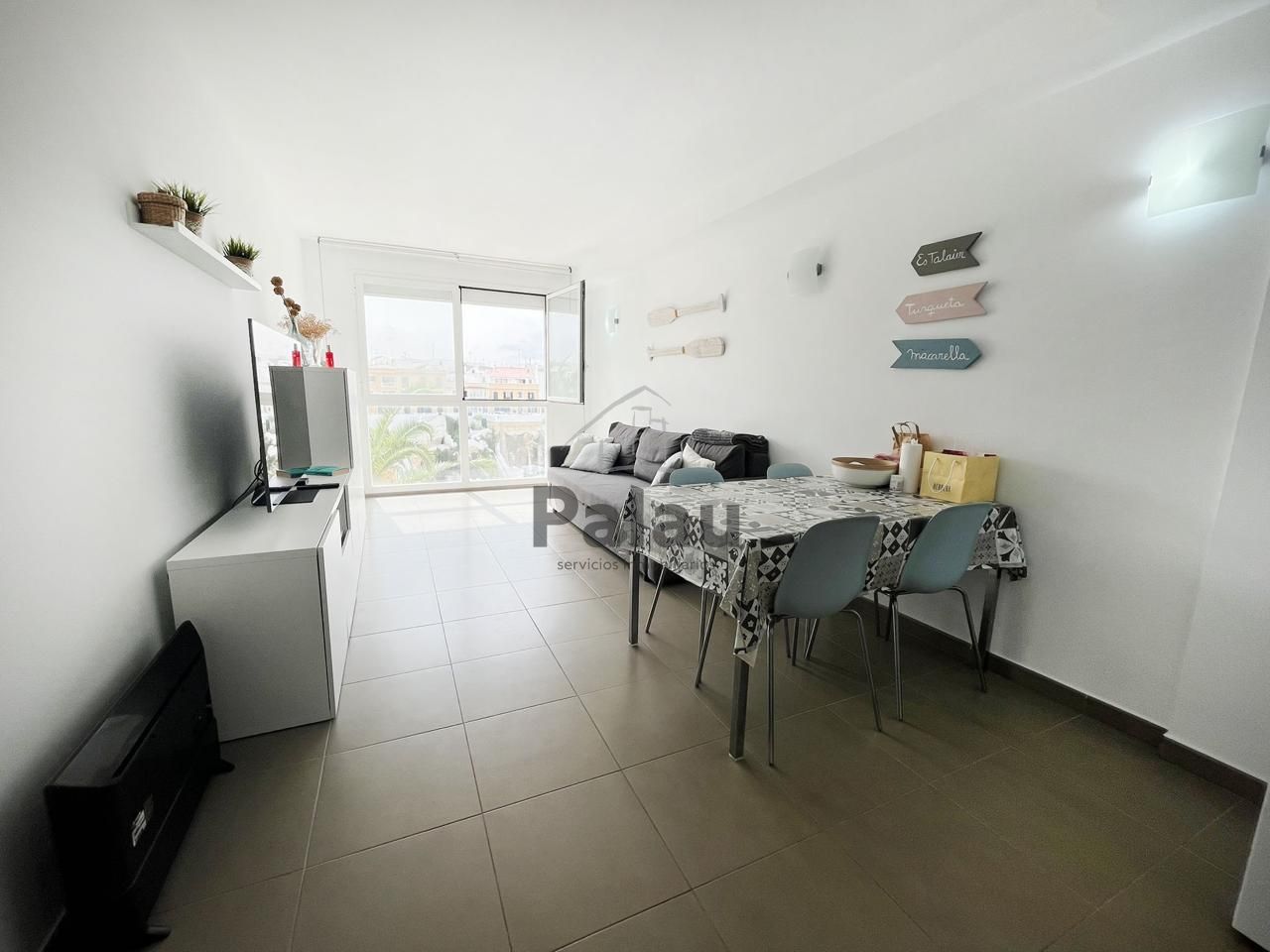 Sala d'estar de Pis en venda en Ciutadella de Menorca amb Aire condicionat i Moblat