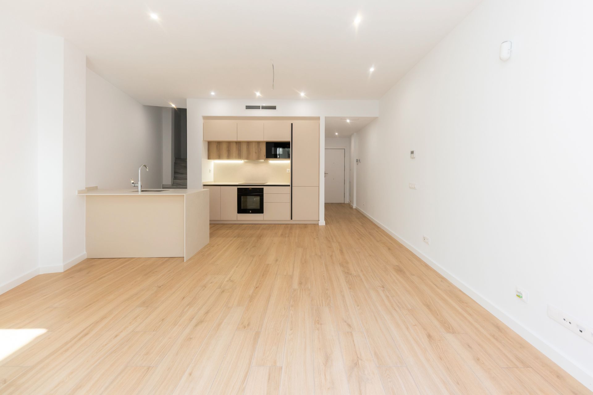 Kitchen of Flat for sale in Sant Boi de Llobregat  with Air Conditioner, Heating and Terrace