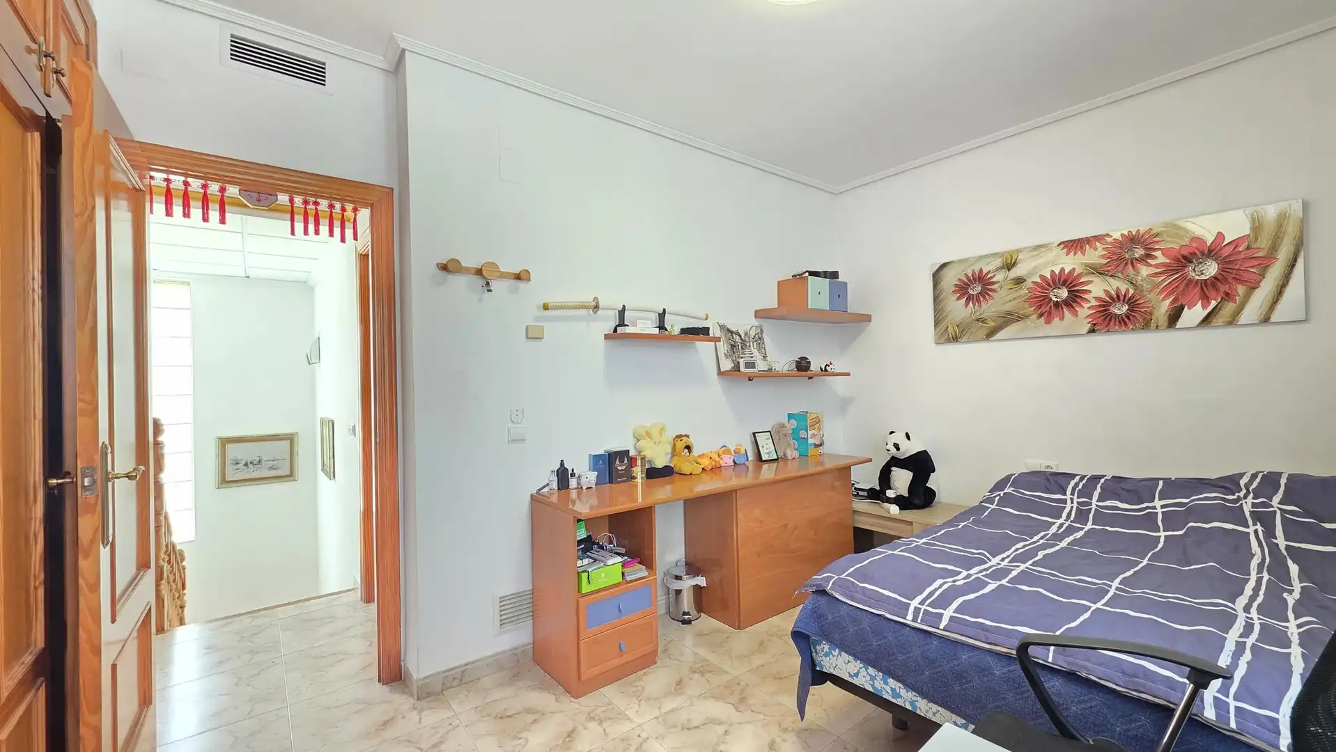 Schlafzimmer von Haus oder Chalet zum Verkauf in Gandia mit Privatgarten, Terrasse und Balkon