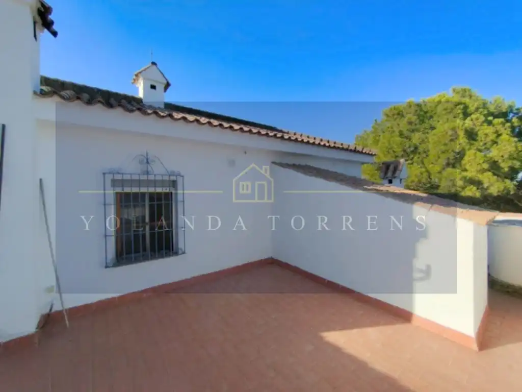Vista exterior de Casa o xalet en venda en Carmona