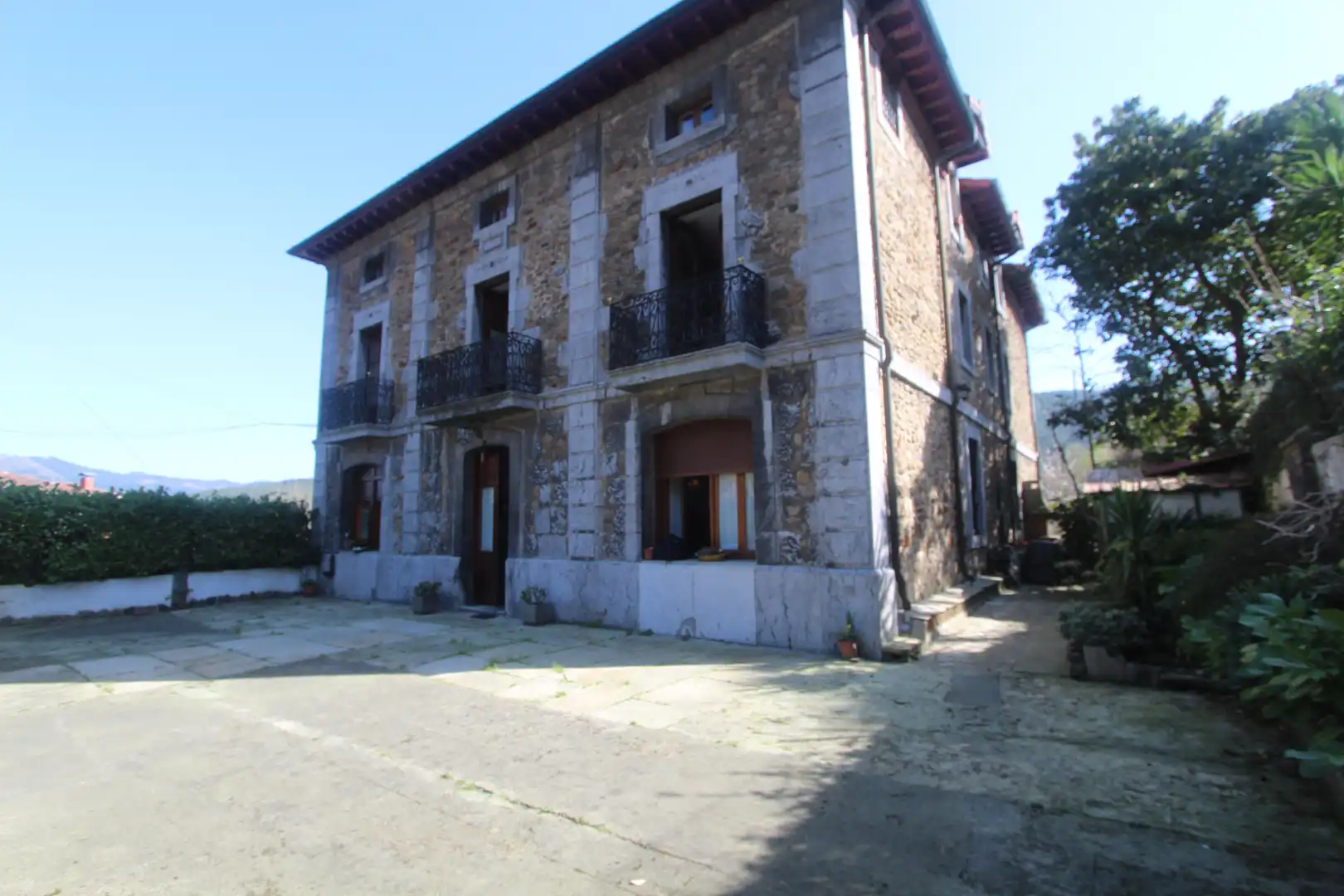 Maison mitoyenne avec terrasse à vendre à Otxanduri Auzoa