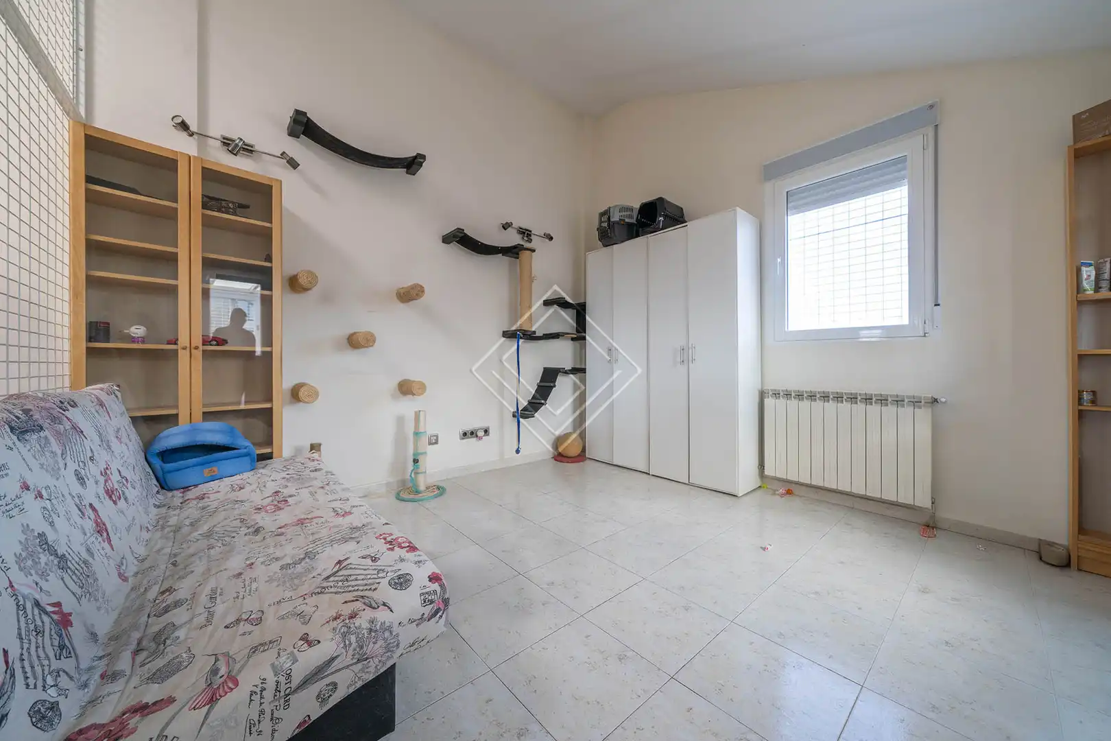 Habitación de Casa adosada en venta en Pozuelo de Alarcón con Aire acondicionado, Jardín privado y Terraza