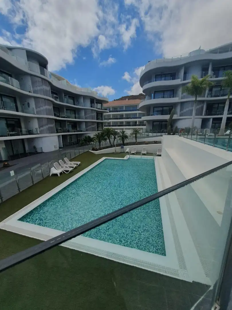 Piscina de Apartament de lloguer en Arona amb Aire condicionat, Terrassa i Moblat