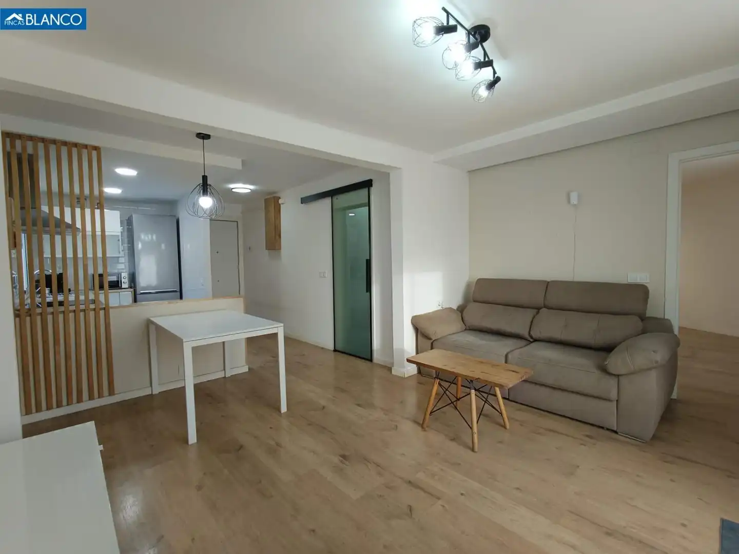 Attic for sale in L'Hospitalet de Llobregat  with Heating, Parquet flooring and Terrace