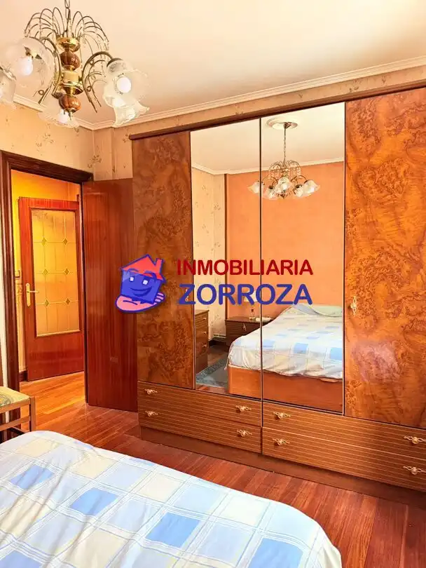 Habitación de Piso en venta en Bilbao  con Calefacción, Jardín privado y Amueblado