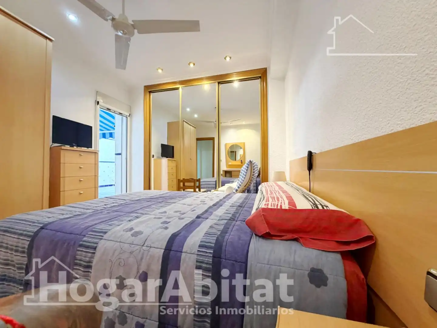 Bedroom of Flat for sale in Torrent  with Air Conditioner, Terrace and Furnished
