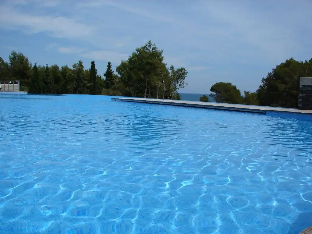 Schwimmbecken von Maisonette zum Verkauf in Sant Pere de Ribes mit Klimaanlage, Heizung und Privatgarten