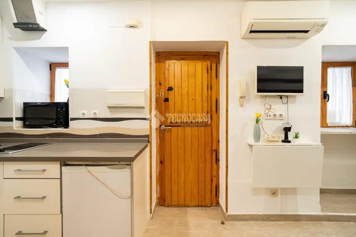 Cocina de Estudio en venta en Granada con Aire acondicionado