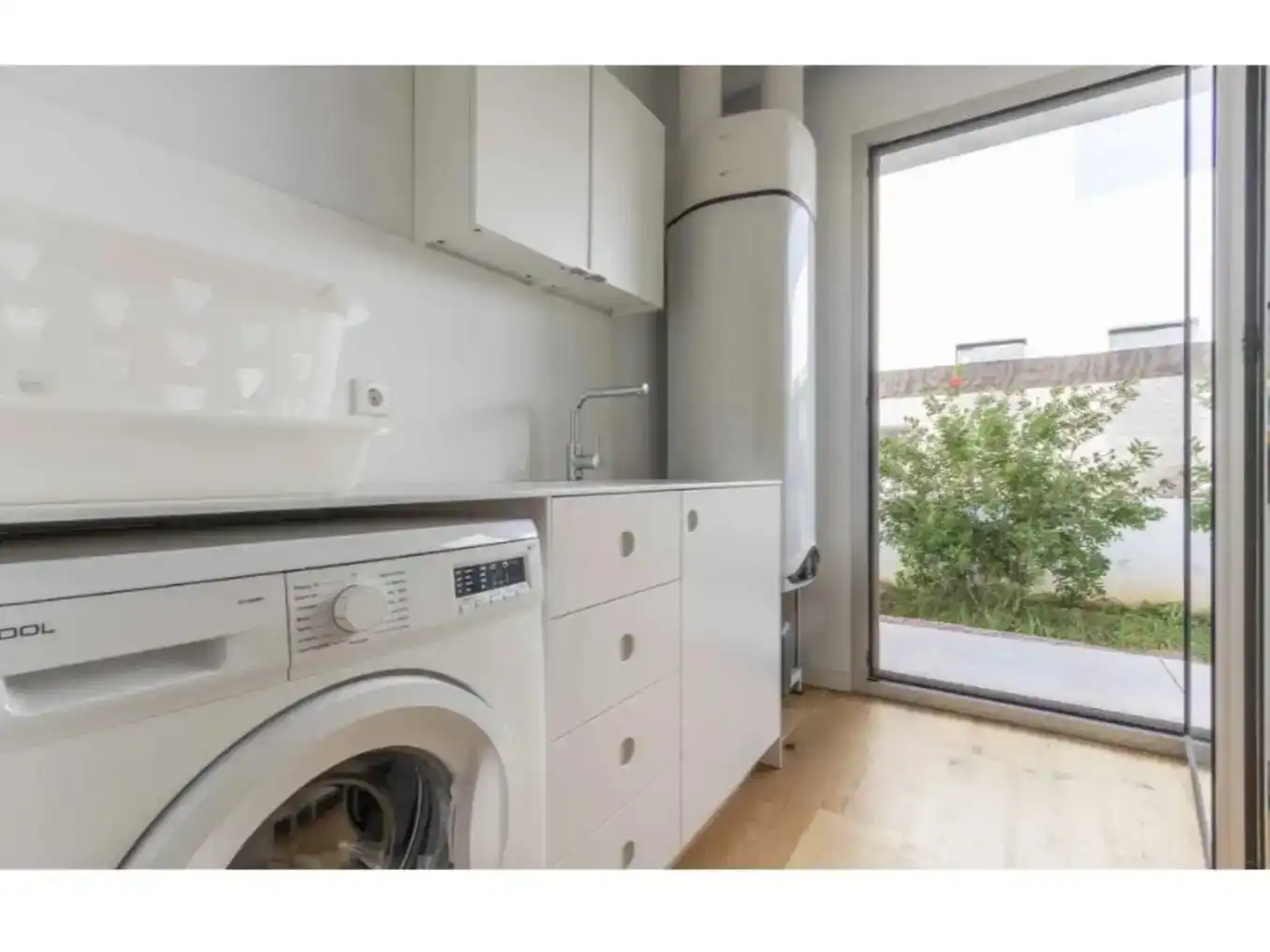 Balcony of Flat for sale in Moncada  with Air Conditioner, Private garden and Parquet flooring