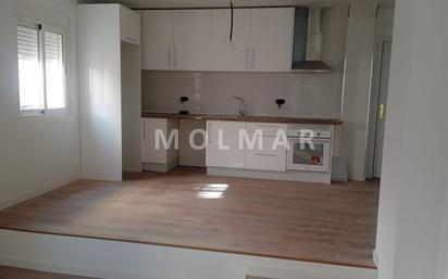 Kitchen of Flat for sale in  Valencia Capital