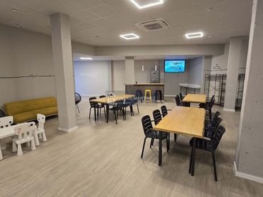 Local comercial en alquiler en calle foix numero