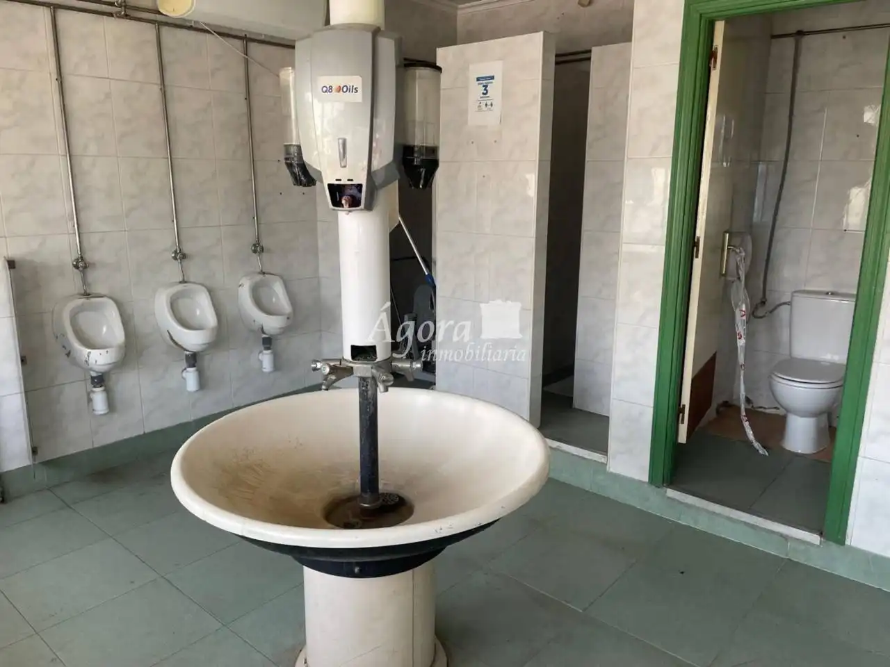 Badezimmer von Fabrikhallen zum Verkauf in Valladolid mit Heizung