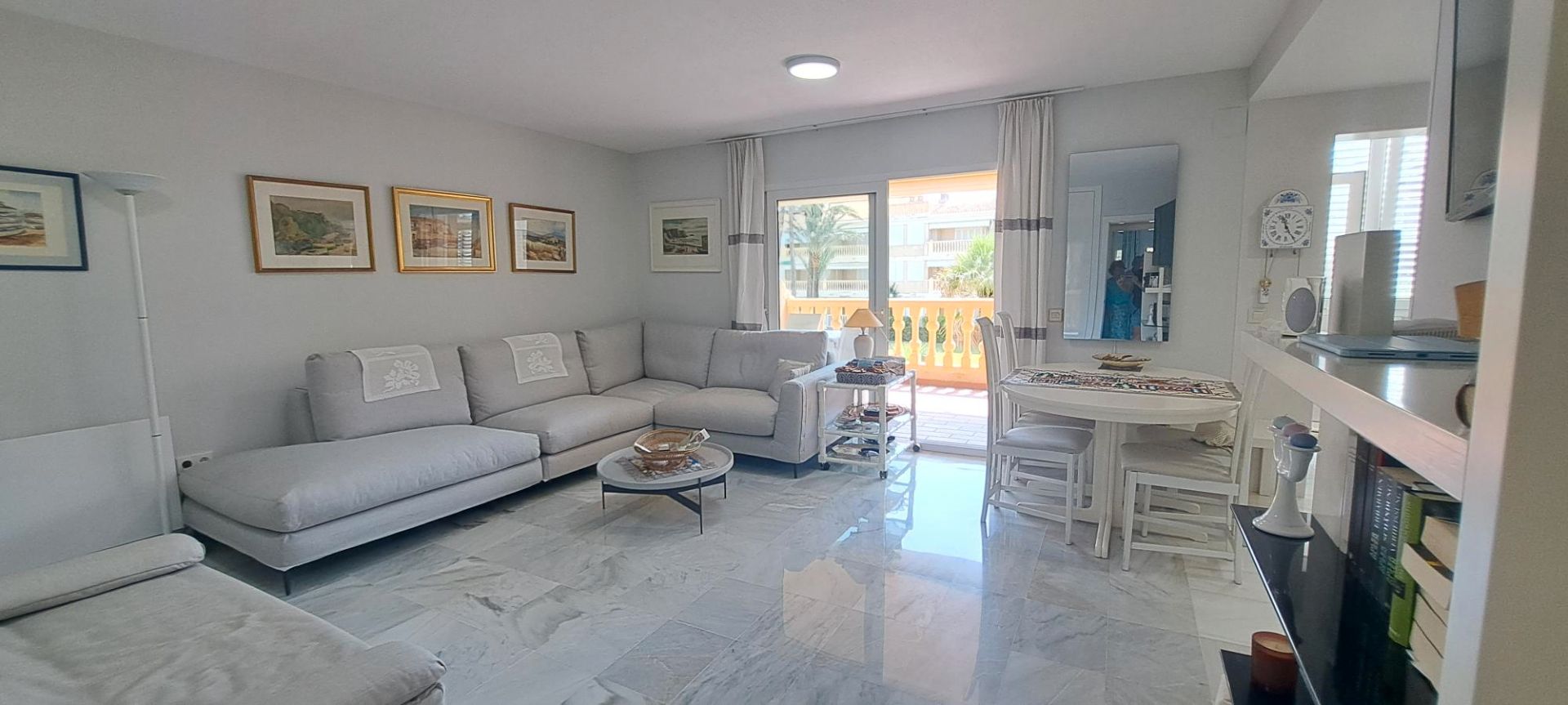 Sala d'estar de Apartament en venda en Dénia amb Aire condicionat, Calefacció i Terrassa