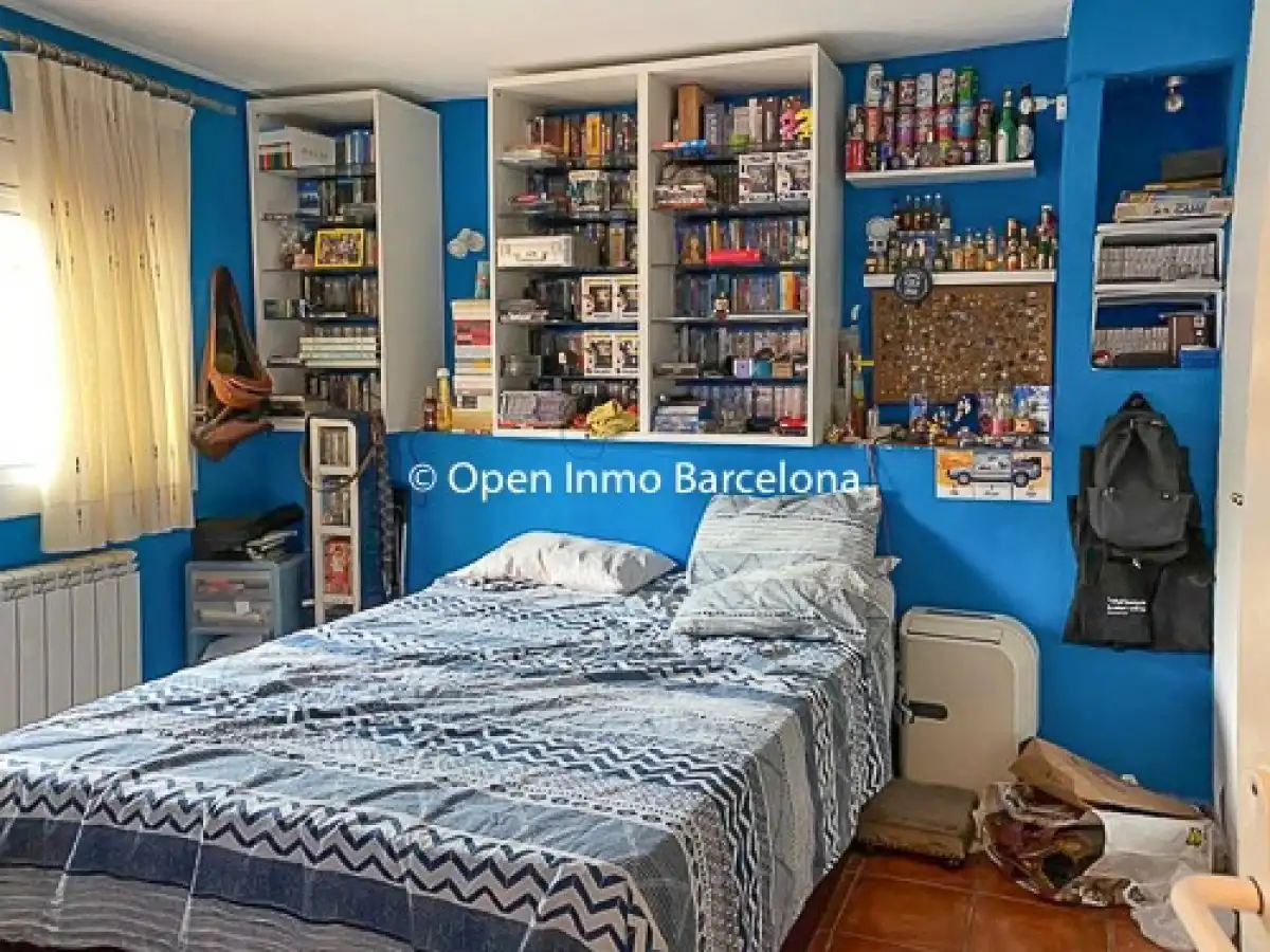 Houses for sale in Avenida MONTSENY, Mas d'En Serra - Els Cards
